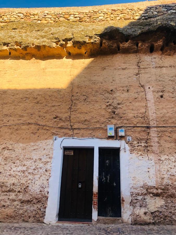 El Escondite De La Muralla Caces Exteriör bild